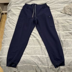 Jaanuu Men’s mesh pocket scrub jogger pant